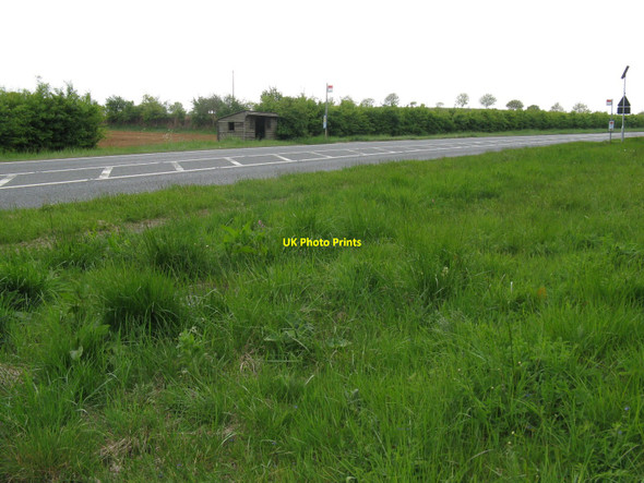 Photo 6"x4" Bus stops and shelter on the busy A272 at Halfway Bridge Halfway Bridge c2010