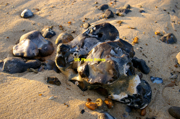 Photo 6"x4" Stones on Beach, Cromer, Norfolk Cromer\/TG2142 c2009