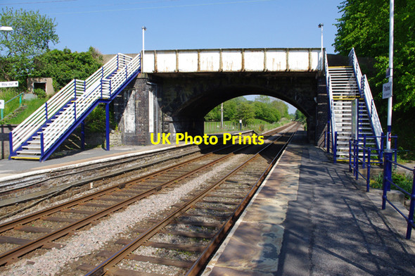 Photo 6"x4" Bentham station High Bentham c2010 P1