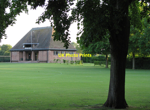 Photo 6"x4" St John's College cricket pavilion Cambridge\/TL4658 c2010