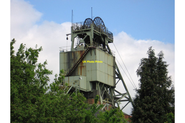 Photo 6"x4" Meden Vale - Welbeck Colliery headstock Meden Vale c2010