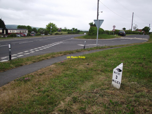 Photo 6"x4" Old Mile Post High Hawsker c2010