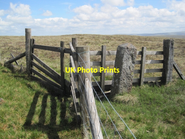 Photo 6"x4" Tom Smith's Stone Tom Smith's Stone c2010