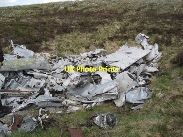 Photo 6"x4" Wreckage of De Havilland Venom Broad Mea c2010