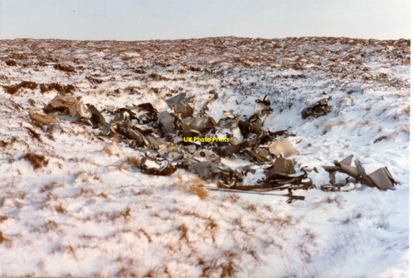 Photo 6"x4" Wreckage of De Havilland, Venom Broad Mea c1984