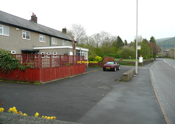 Photo 6"x4" Police office, Cliviger Over Town c2010