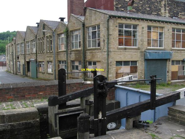 Photo 6"x4" Paddock - Spring Mill from Lock 8E Huddersfield c2010