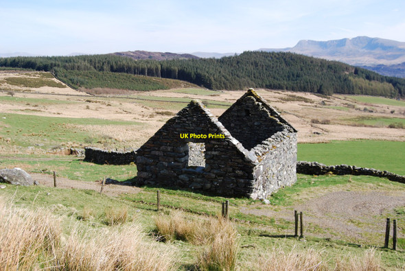 Photo 6"x4" Derelict farm building at Golodd Cutiau c2010