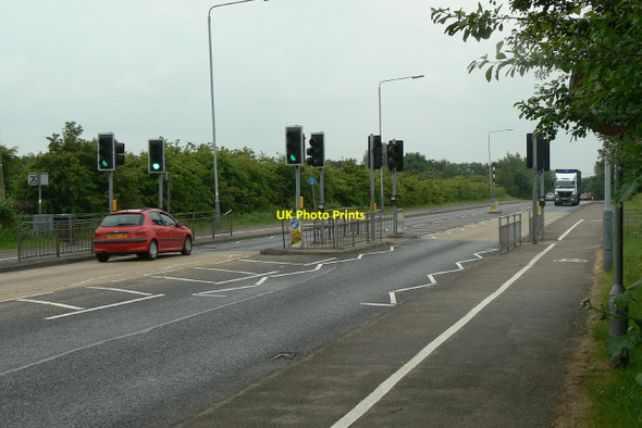 Photo 6"x4" Crossing the Bypass Hucknall c2010