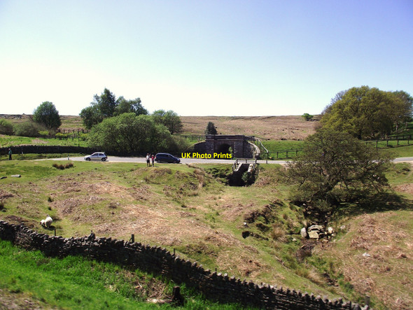 Photo 6"x4" Waving At The Train Goathland c2010