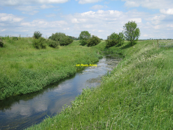 Photo 6"x4" River Witham Barnby in the Willows c2010