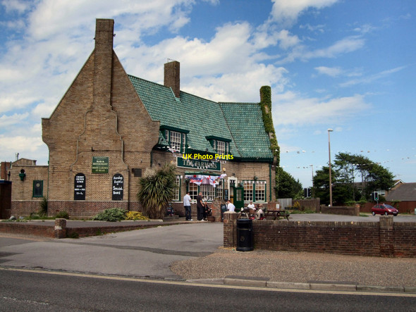 Photo 6"x4" The Farmers Pub, Lancing Lancing c2010