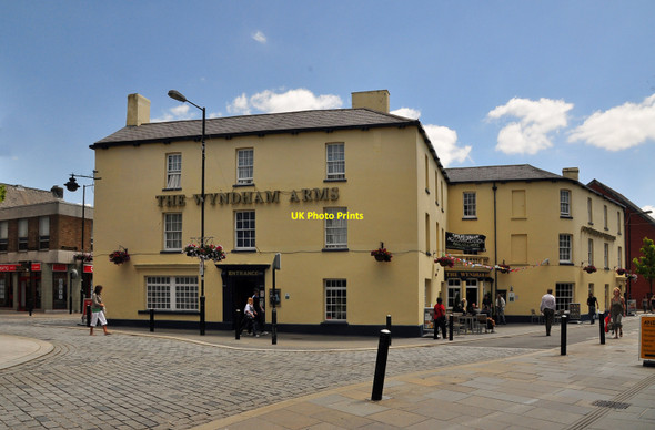 Photo 6"x4" The Wyndham Arms - Bridgend Newcastle\/SS9079 c2010