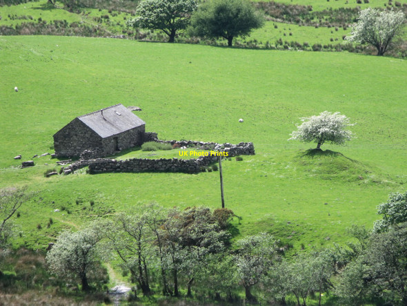 Photo 6"x4" Farm building in the Glaslyn Valley, Gwynedd Afon Glaslyn\/SH6553 c2010