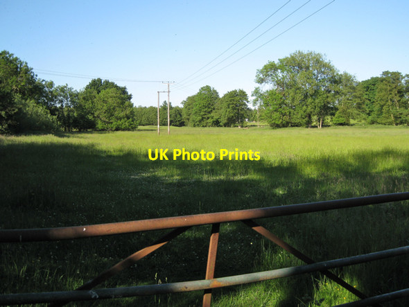 Photo 6"x4" Rusting gate by Pinley Road Pinley Green c2010