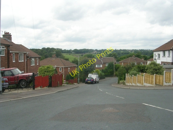 Photo 6"x4" Mayfield Avenue - viewed from Mayfield Grove Brighouse\/SE1423 c2009
