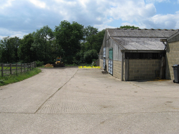 Photo 6"x4" Farm buildings at the end of Hurlands Lane Dunsfold Common c2010