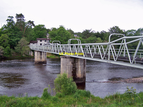 Photo 6"x4" Pipeline bridge Conon Bridge c2010