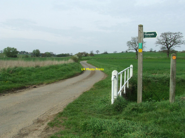 Photo 6"x4" Sign And Bridge Stowupland c2010