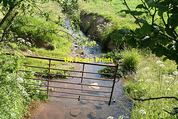 Photo 6"x4" Hockworthy: Holelake Staple Cross\/ST0320 c2010