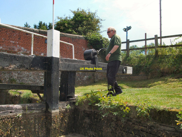 Photo 6"x4" Lock keeper at Dun Mill Eddington\/SU3469 c2010