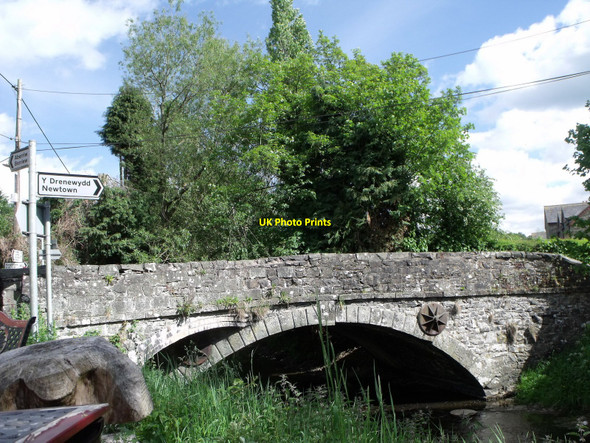 Photo 6"x4" Bridge at Bettws Cedewain Bettws Cedewain c2010