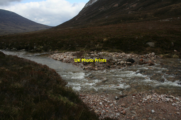 Photo 6"x4" Avalanche debris in river Glen Geusachan c2010