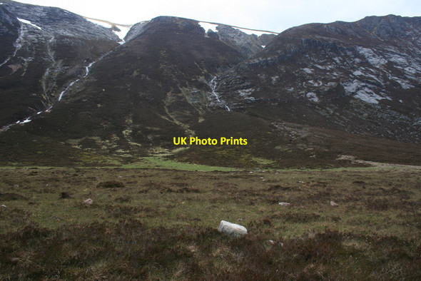 Photo 6"x4" Glen Geusachan avalanche track Glen Geusachan c2010