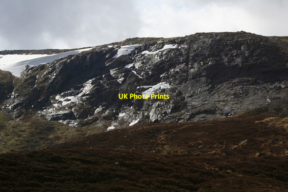 Photo 6"x4" Crags, East face of Monadh Mor Monadh M\u00f2r\/NN9394 c2010