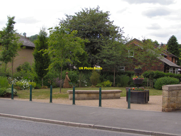 Photo 6"x4" Stubbins Garden Ramsbottom c2010