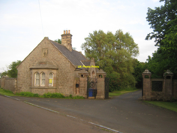 Photo 6"x4" Lodge at entrance to Cheswick Hall Cheswick c2010