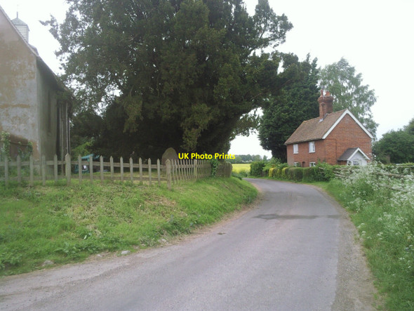 Photo 6"x4" Lane by Badlesmere Church Sheldwich c2010