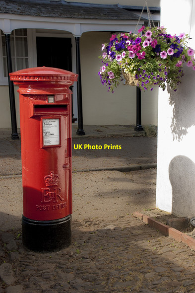 Photo 6"x4" Royal Mail Bletchingley c2010