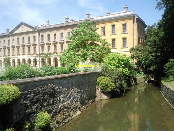 Photo 6"x4" Magdalen College from the Cherwell Oxford\/SP5106 c2010