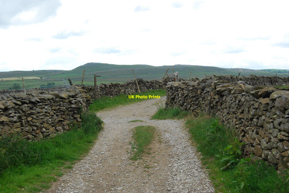 Photo 6"x4" Junction of Long Lane & Moor Head Lane Helwith Bridge c2010