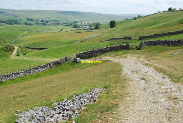 Photo 6"x4" Entering the Ingleborough National Nature Reserve Horton in Ribblesdale c2010