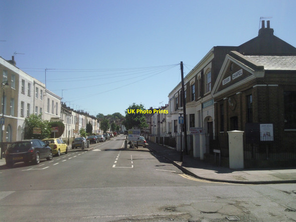 Photo 6"x4" Street scene in Gravesend Gravesend\/TQ6574 c2010