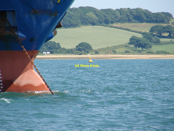 Photo 6"x4" Foreshore, moored vessel and Elephant racing buoy Mark's Corner c2010
