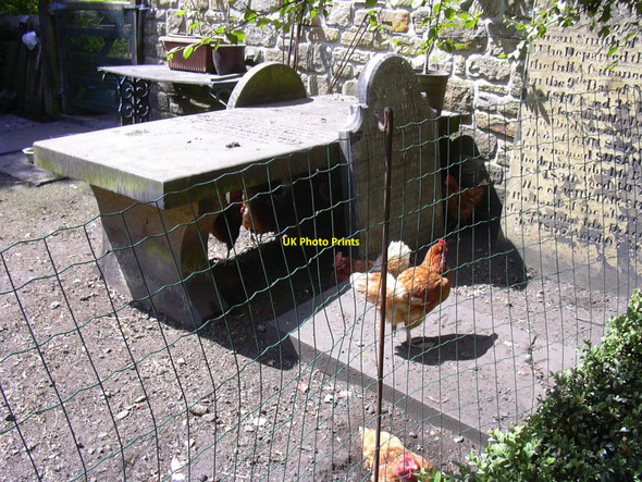 Photo 6"x4" Graveyard, Trawden Wesley Chapel Site Trawden c2010