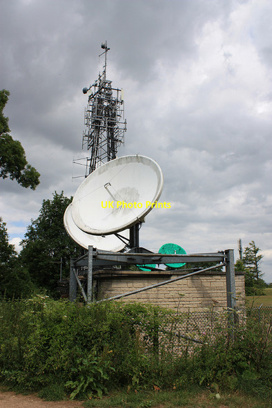Photo 6"x4" Communication mast, Churchdown Hill Badgeworth c2010
