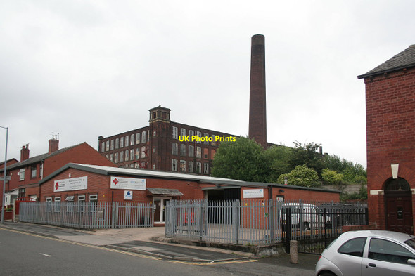 Photo 6"x4" Chadderton Mill Chadderton c2010