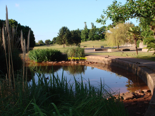 Photo 6"x4" Pond, Hollicombe Gardens, Paignton Paignton c2010