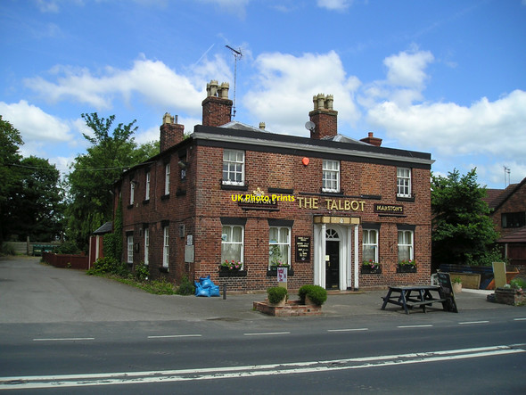 Photo 6"x4" The Talbot Pub, Market Drayton Market Drayton c2010