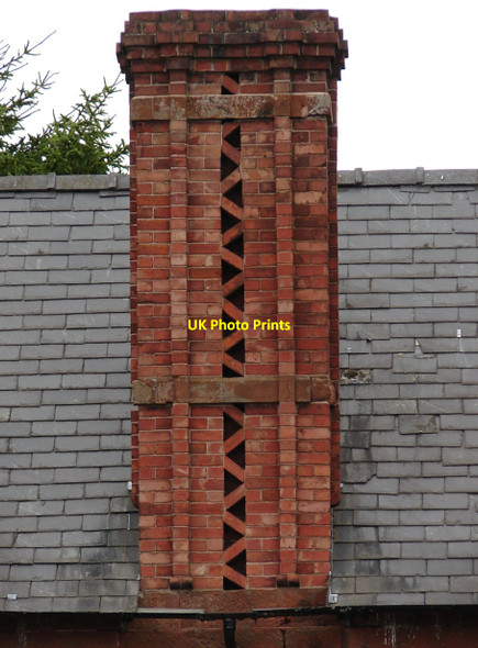 Photo 6"x4" Interesting chimney on the Red Lion Myddle c2010