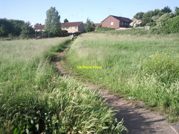Photo 6"x4" Footpath leading to Wyatt Road, Barnehurst Erith c2010