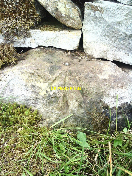 Photo 6"x4" Benchmark in wall near Hardraw Hardraw c2010