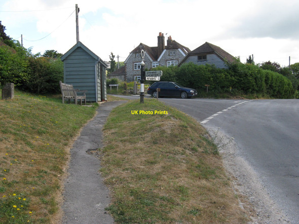 Photo 6"x4" Bus shelter at the junction of Newhouse Lane, Main Road and Droke Lane East Dean\/SU9013 c2010