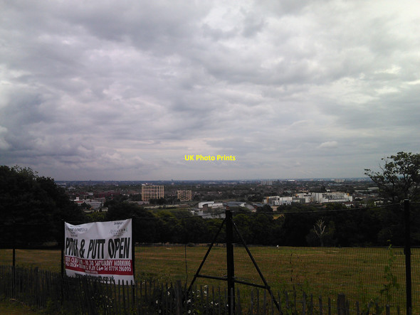 Photo 6"x4" View of the Hornsey\/Harringay area and beyond from South Terrace, Alexandra Palace Wood Green\/TQ3090 c2010