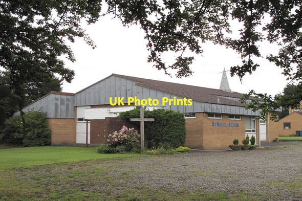Photo 6"x4" St. Nicolas Owen R.C. Church, Thornton-Cleveleys Thornton\/SD3442 c2010