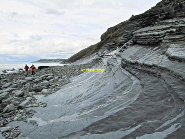 Photo 6"x4" Wet slabs by the sea Llanfarian c2010